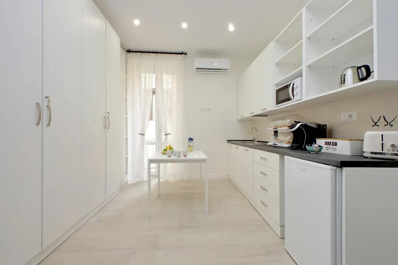 Gialli Vatican Guesthouse Rome 2*,