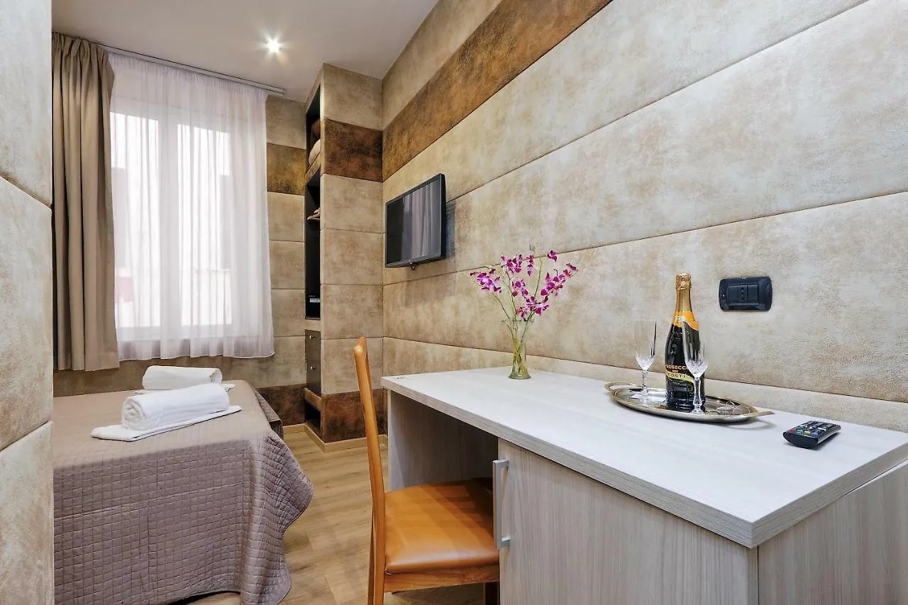 Gialli Vatican Guesthouse Rome 2*,